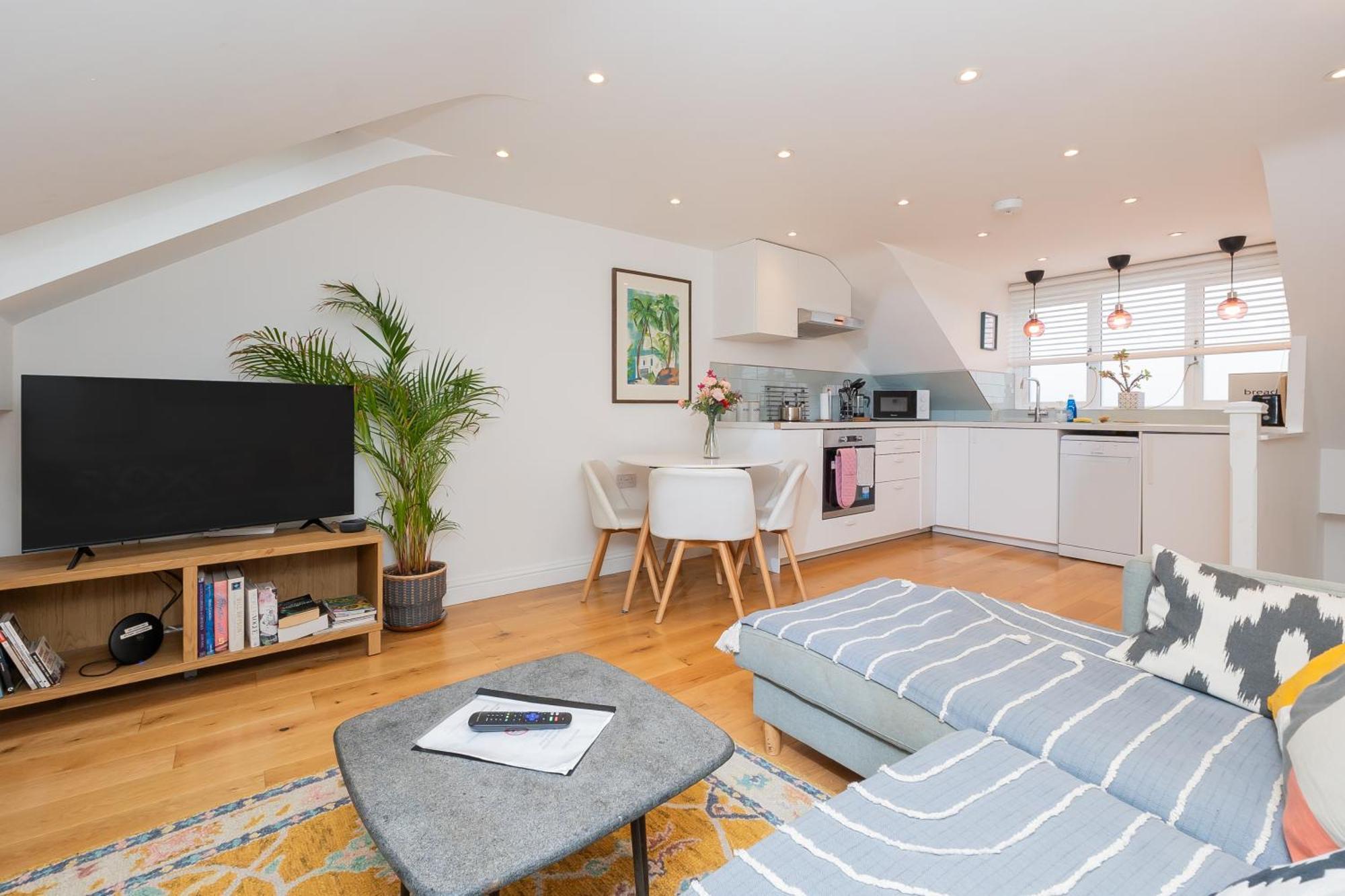 The Old Wire Factory - 2 Bed, Close To City Centre, Fast Wifi, Comfortable Home From Home Bristol Exteriör bild